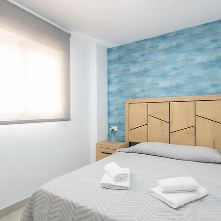 Atico 2 Junto A La Playa By Renthas * フエンヒロラ